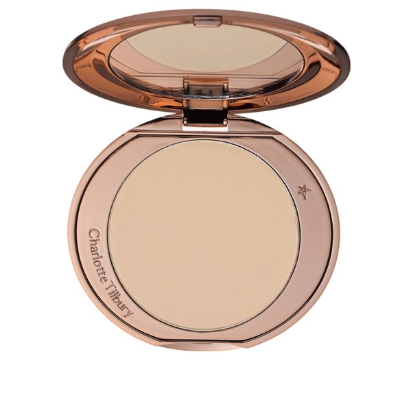 Charlotte Tilbury Other - CHARLOTTE TILBURY POWDER